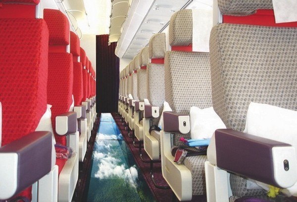 Virgin-Atlantic-glass-floor-1